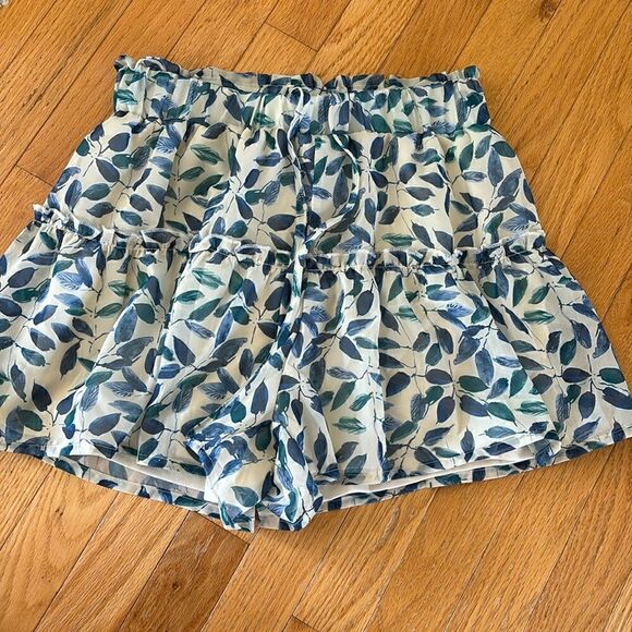 Kendall + Kylie Tropical Indigo‎ Blue Floral Ruffle sheer Shorts Size Small - Picture 2 of 9